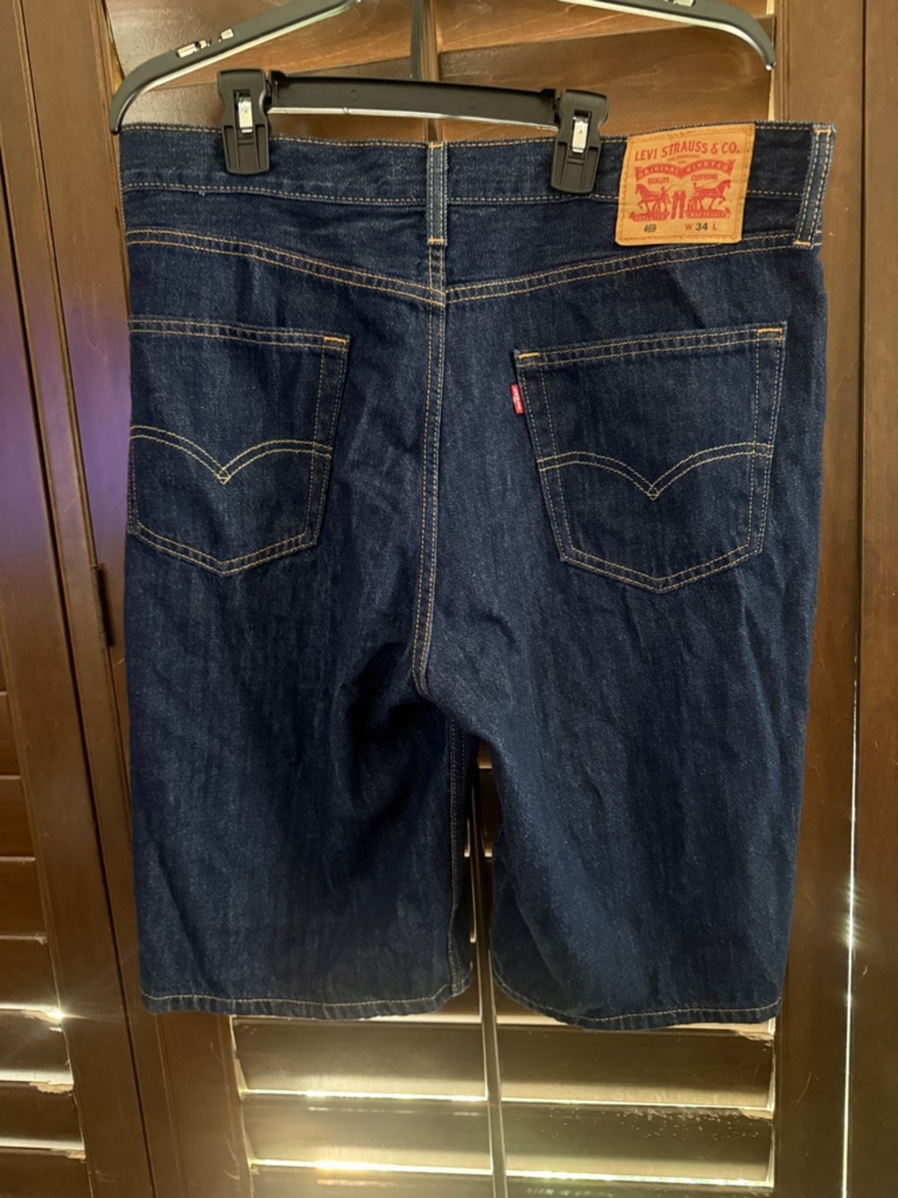 Levi's Men's Relaxed Jeans - Dark Blue Denim with Tan Patch